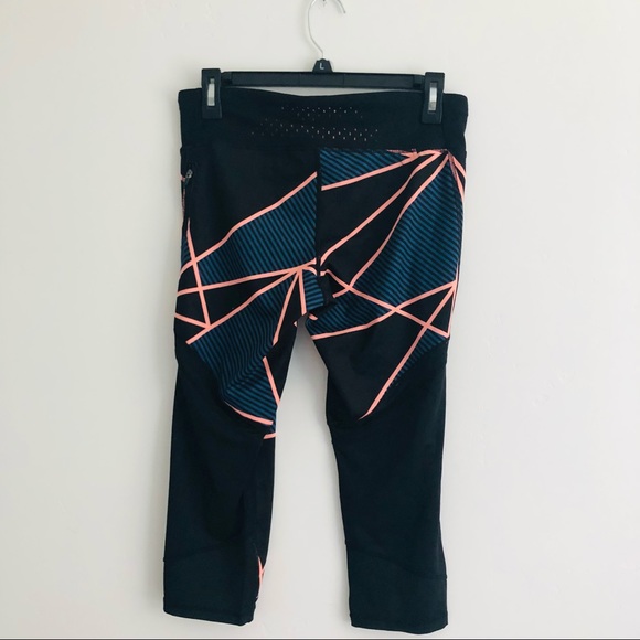 Champion duo dry capri leggings NWT reflective geometric zip pocket sz M - Picture 6 of 10